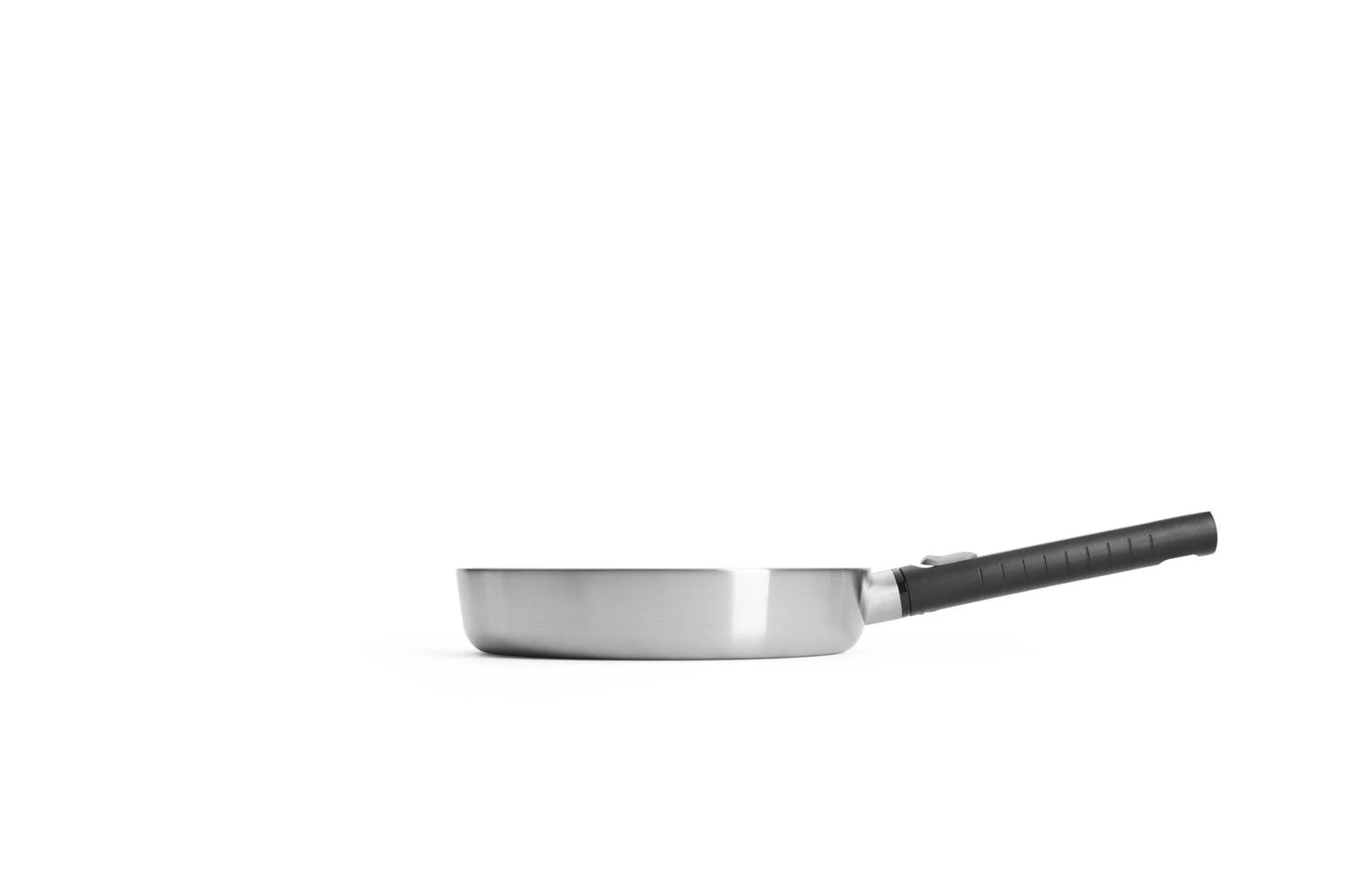 Woll Logic Steel Padella bassa senza PFAS acciaio inox 18/10 manico rimovibile salva spazio